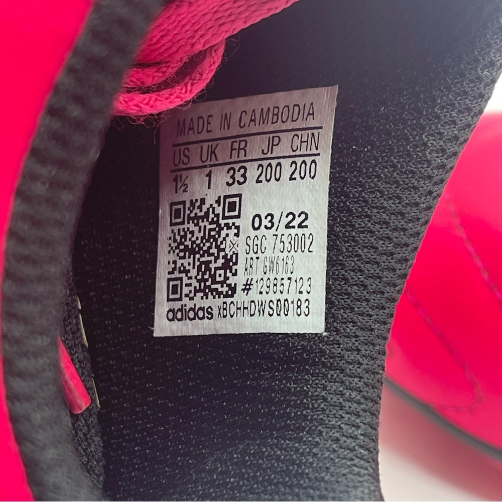 Adidas Girls Cleats in Adorable Pink Size: 1.5 Little Girls - Picture 11 of 11